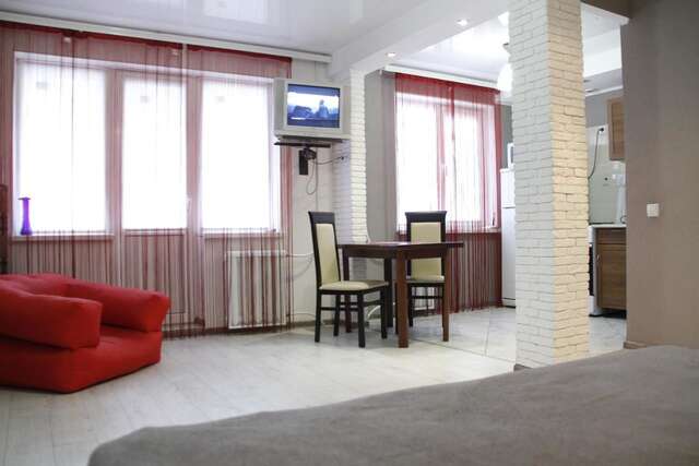 Апартаменты Apartaments on vulytsia Heroiv Ato 32 (97th Kvartal) Кривой Рог-4